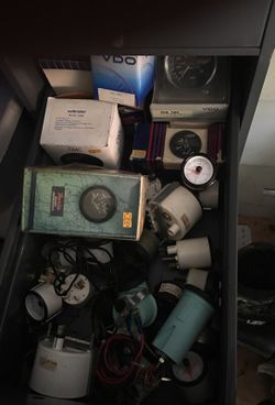 VDO gauges new never used make offer have also old air guide Nautique speedometers