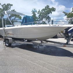 1(contact info removed)cc Pro Sports w/ 115 h.p yamaha 1950 CC Pro Sports Center Console