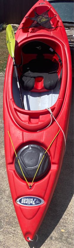10 ft Kayak with paddle