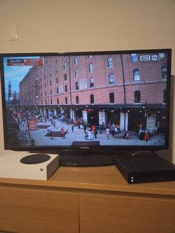 40" Samsung Smart LED HD TV