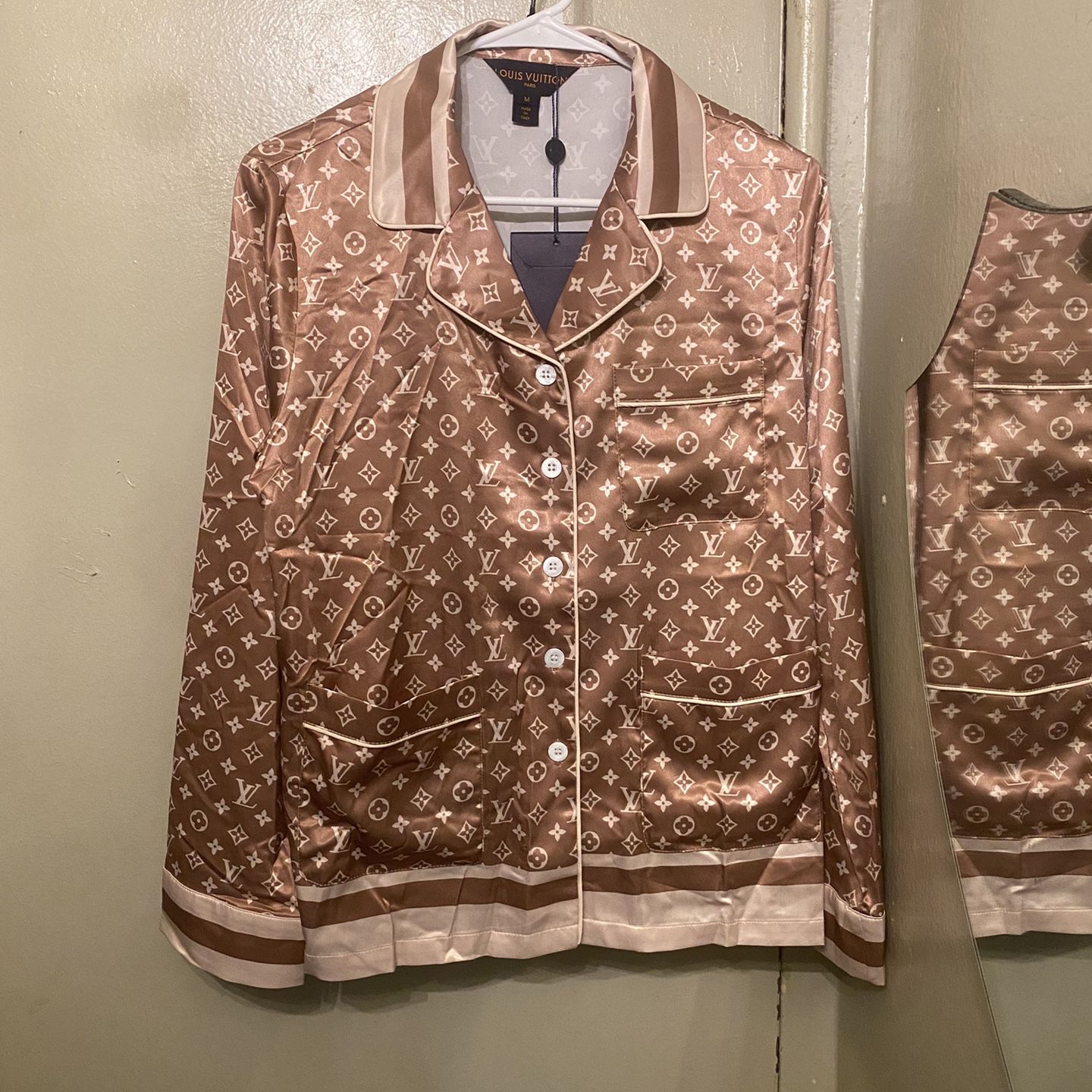 Louis Vuitton Pajama Set for Sale in Brooklyn, NY - OfferUp