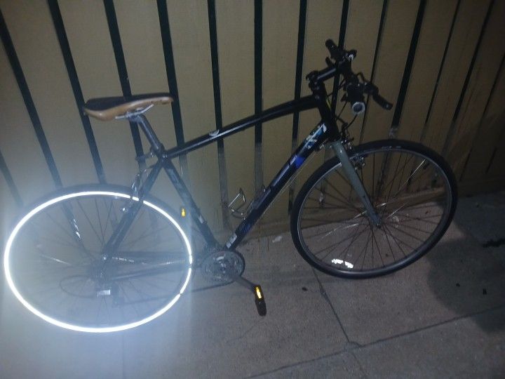 Fuji Absolute LE - Main Image