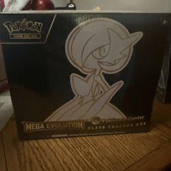 Mega Evolutions Etb Pokémon Center Gardevoir.
