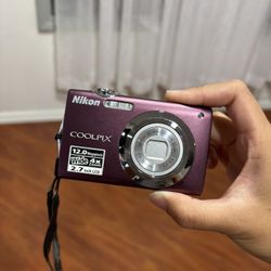 Nikon COOLPIX S3000 12.0MP Plum Digital Camera