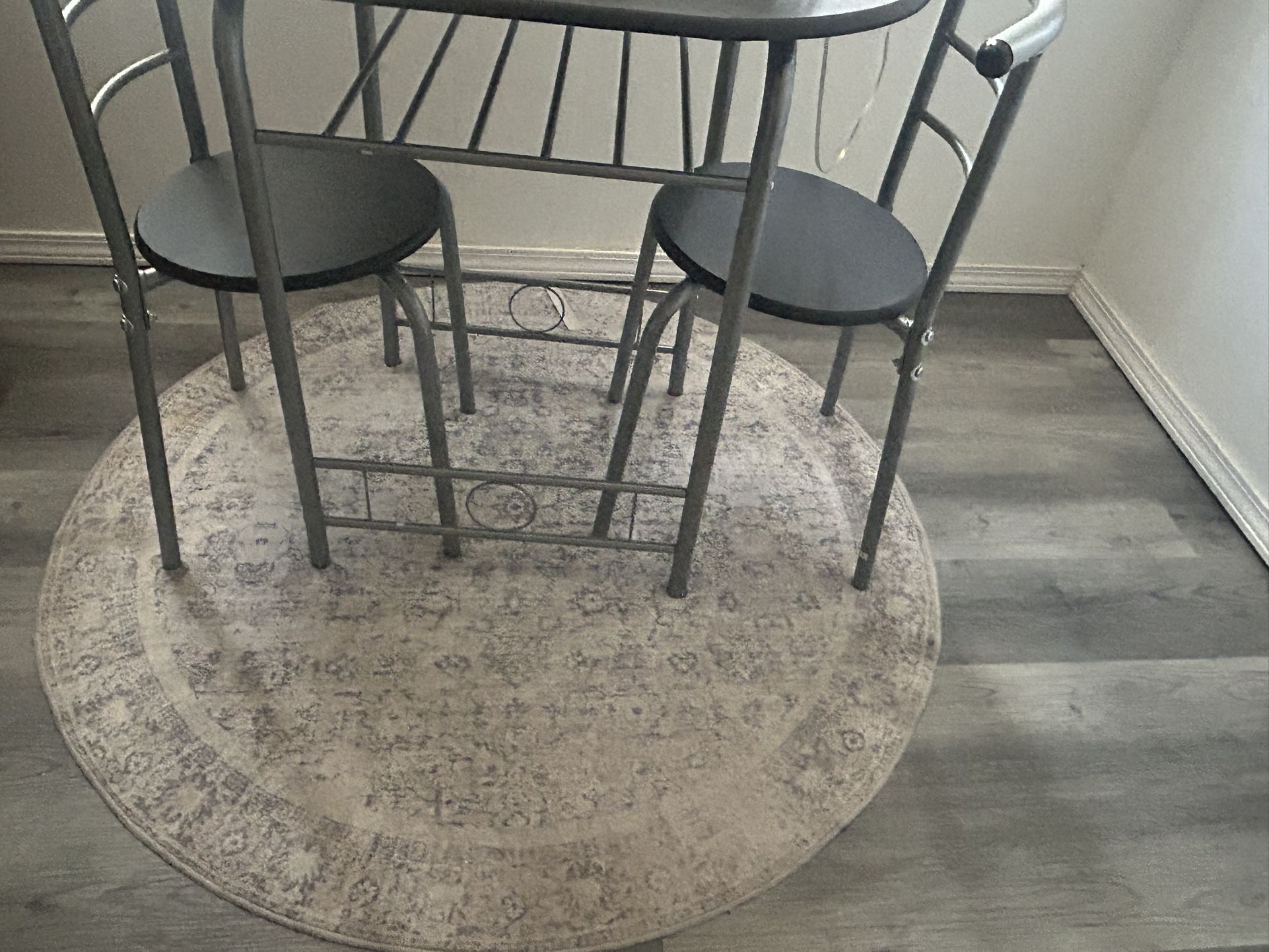 Table&chairs