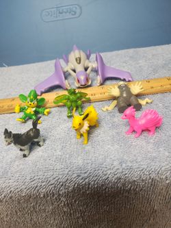 Pre-owned Pokemon figures ( 7 ) Price is for ALL.. Marbach and 410 at 78227 or 1604
