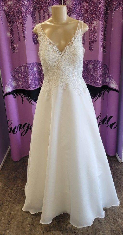 Long wedding dress  Size 14