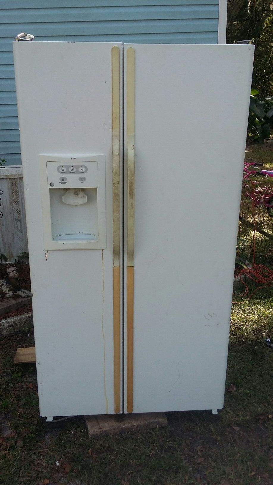 Refrigerator (obo)