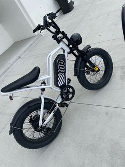 Eskute V300 E Bike 20”X4.0 wheel size adult 30mph and can unlock for 40+ mph