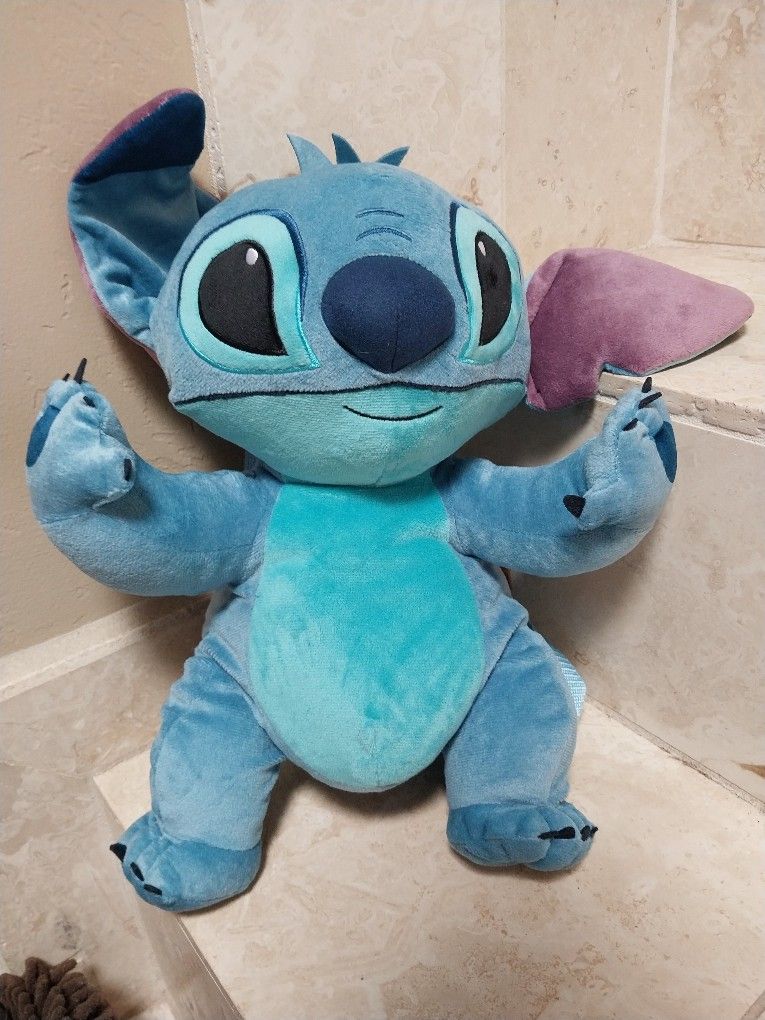 New Stitch Plushy Backpack