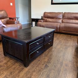 Coffe And End Tables 
