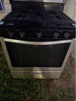 Whirlpool 30-in Natural Gas stove