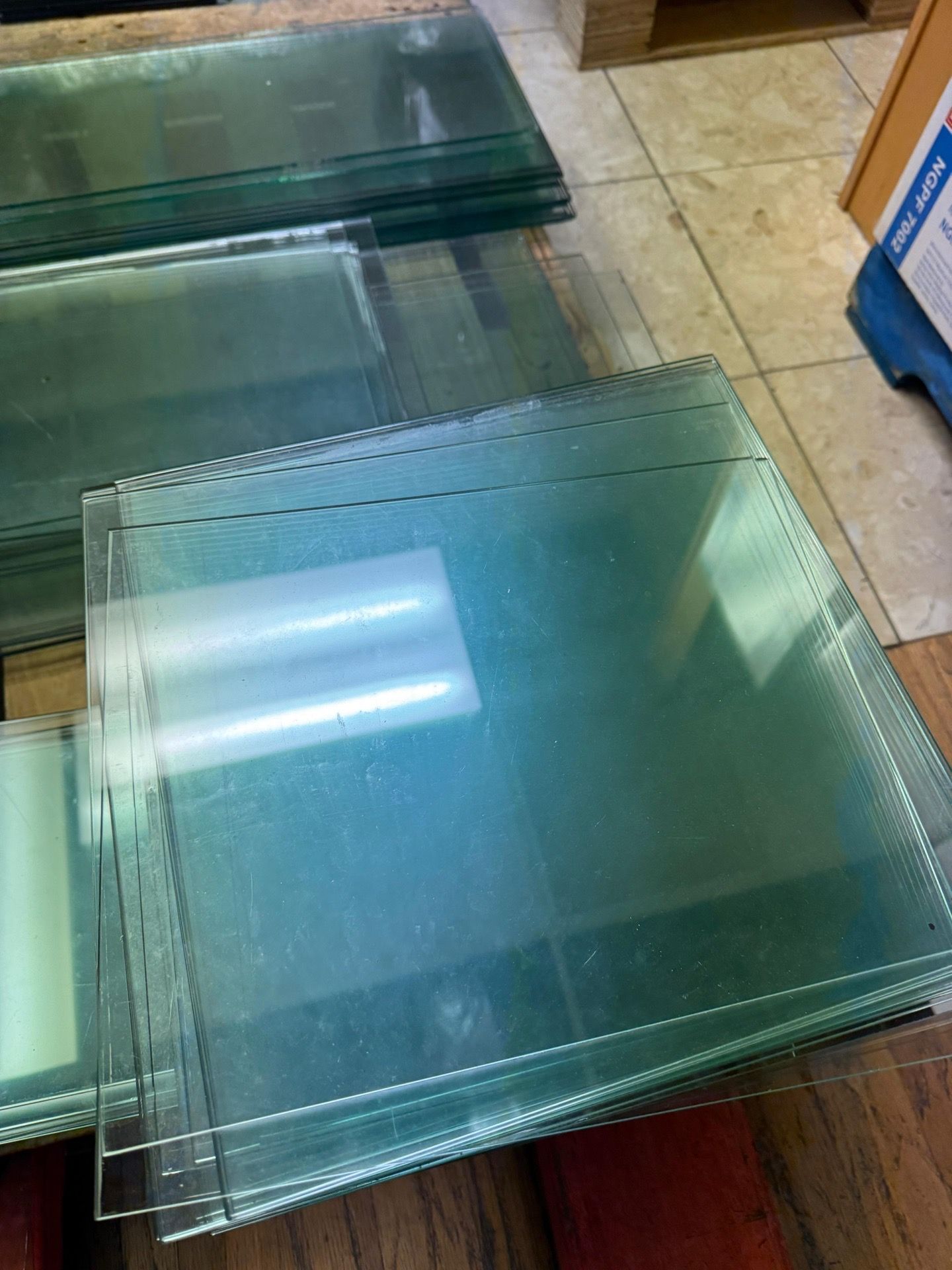 Glass shelves, for store fixtures many different sizes available