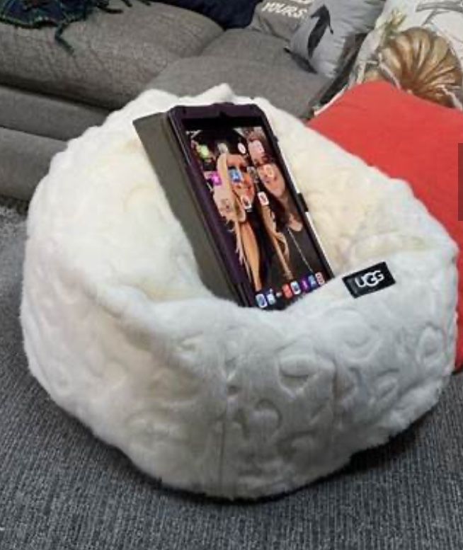 Brand New! UGG MILEY LAP MINI POUF