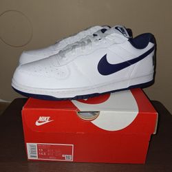 Nike Big Nike Low Mens 13 (White/Navy Blue)