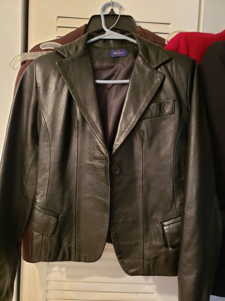 VERA Pelle Real Leather Jacket S & Babaton Pants Women