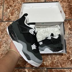 Jordan 4 Fear Size 9
