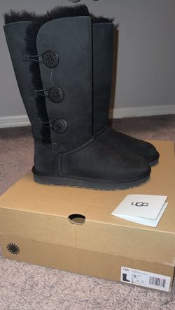 UGG Bailey Button Triplet