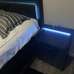 Led king Size Bed set 2 Nightstands 