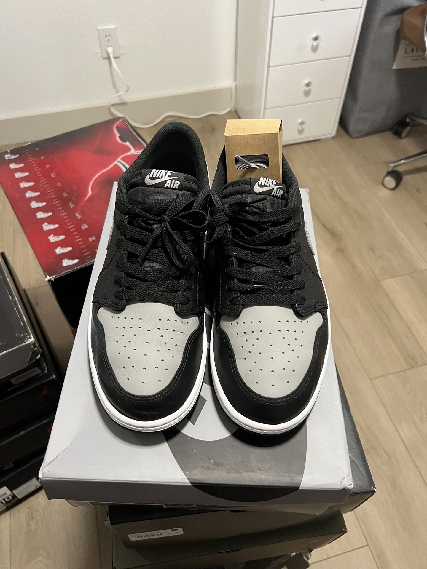 Jordan Retro 1 Low Shadow