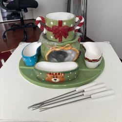 Cute Christmas-Themed Ceramic Dessert Center