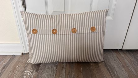Decorative Throw Pillow