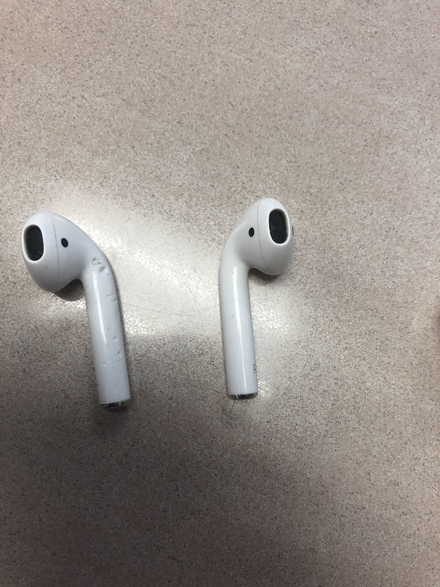 AirPods gen 2
