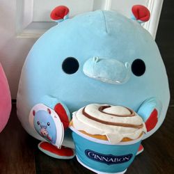 Toys-Snackles (Cinnabon) Hippo plush