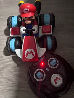 JAKKS Pacific Mario Kart 8 Mini Anti-Gravity R/C Racer