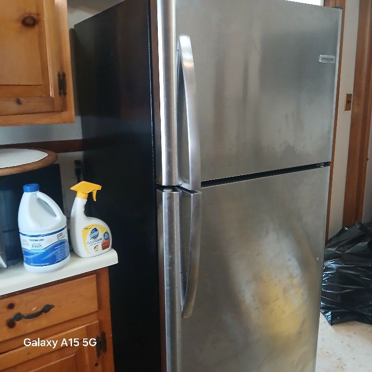Refrigerator For Sale!