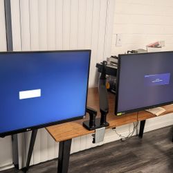 2 LG 27" Monitors With 2 Arm Stand