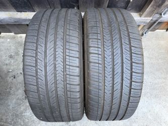 2 Michelin Tires 235/45/18