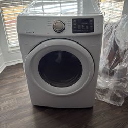Samsung Dryer Come Get It  Will Negotiate Price 