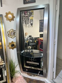Salon Styling Station Mirror with Glass Shelf