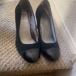 Heels Size 7 