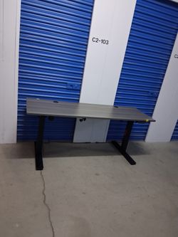 Electric sit and Stand Desk with Gray Top