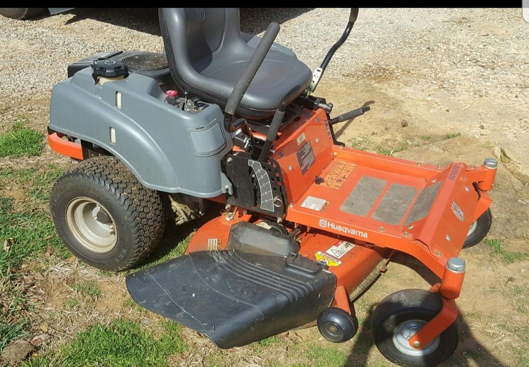 Husqvarna RZ4623 zero turn mower for Sale in Clemmons, NC - OfferUp