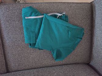 Figs scrubs