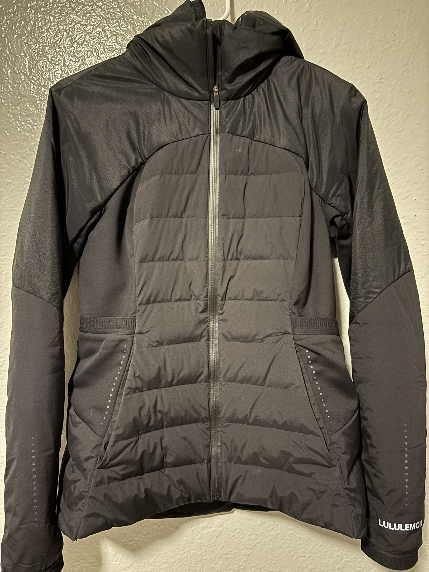 Women’s Lululemon Down For it All Jacket