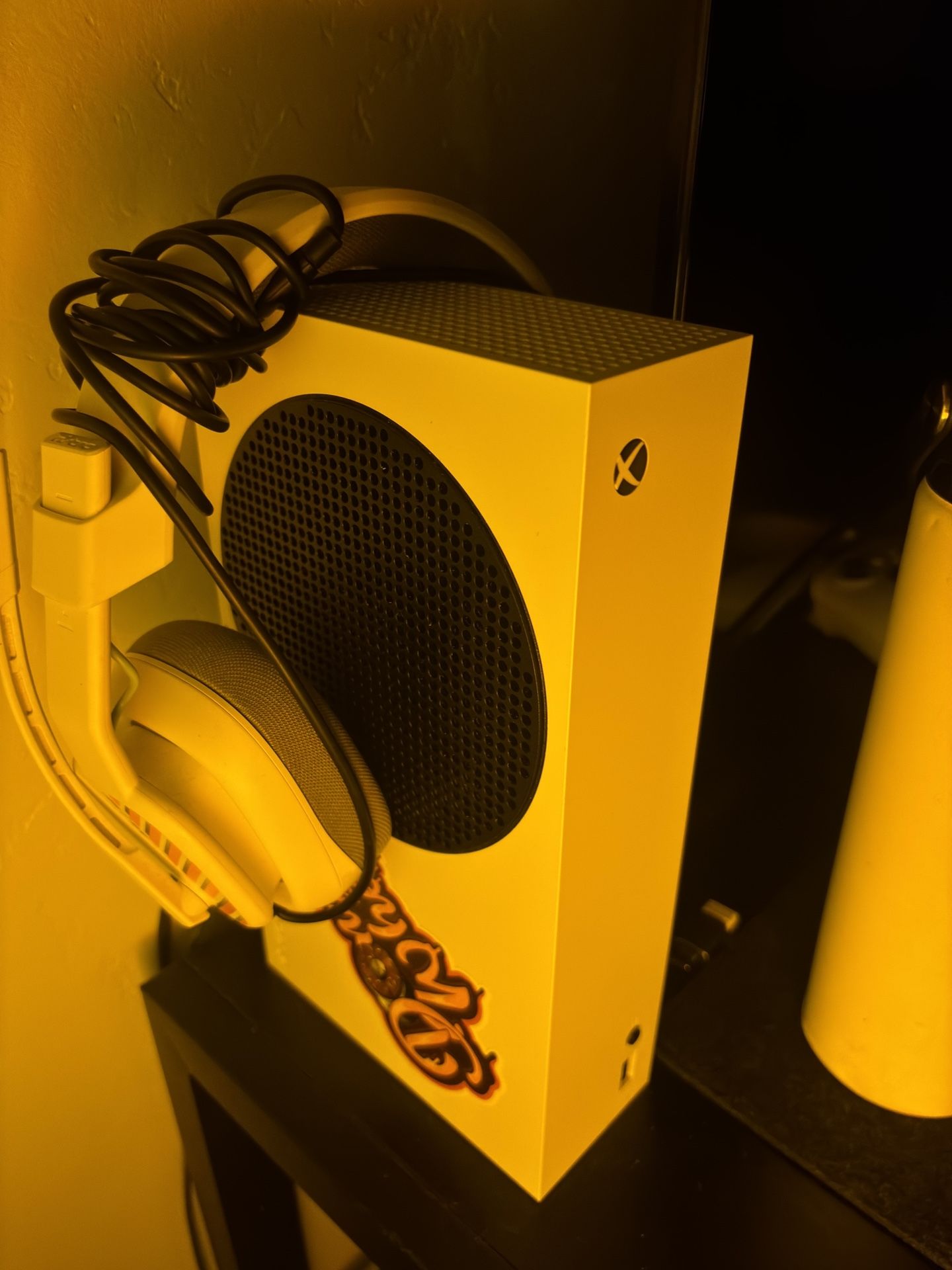 Xbox Series S W/controller And Headset