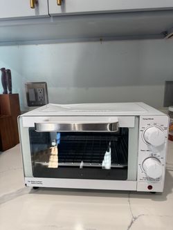 Oven toaster white