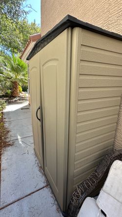 Rubbermaid Outdoor Storage Shed, Fair Condition, $200