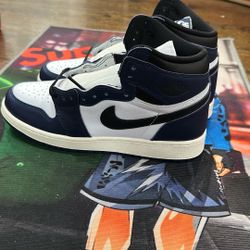 Air Jordan 1 High Midnight Navy Blue Sneakers, Size 7Y