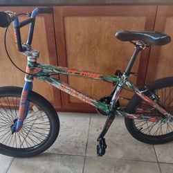 SE PK RIPPER 20" BMX Custom Color/Bike