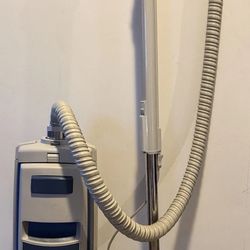 Vintage Electrolux Ambassador III Canister Vacuum Cleaner Works C101A Rare