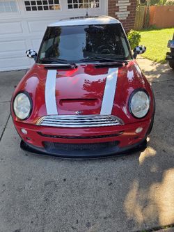 2005 MINI Cooper Hatchback 2D