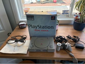 Playstation 1 Console Original Box, Controller, Cables