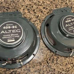 Pair of Vintage Altec 409-8C Speakers, One Minor Repair. Work Great.