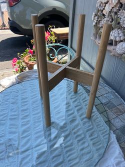 Plant stand