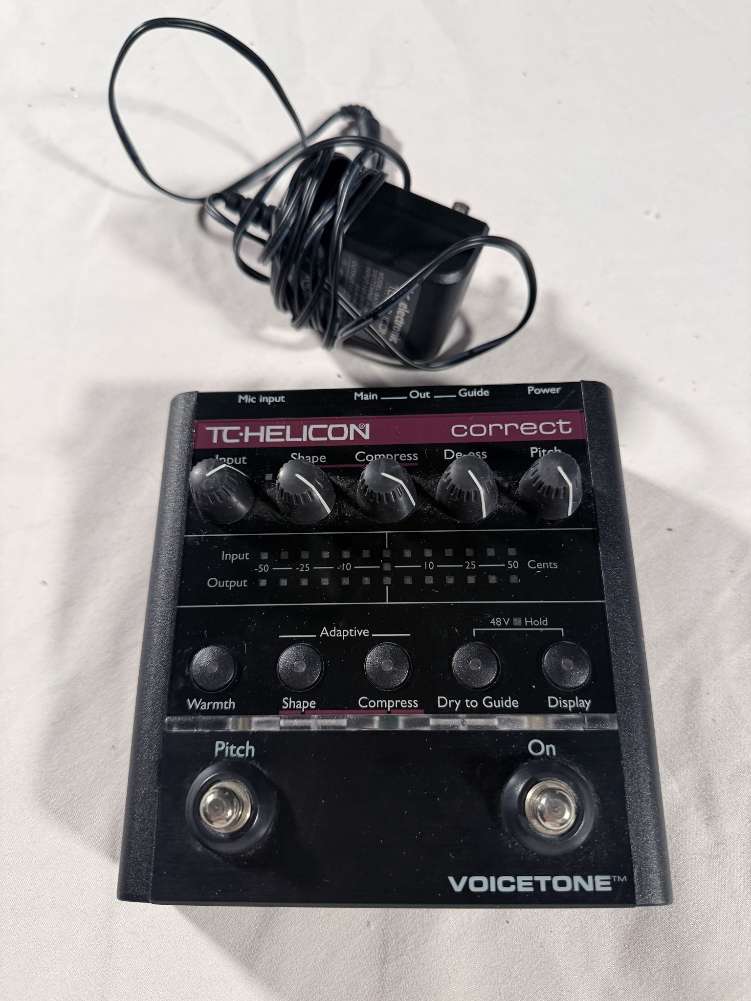 TC-Helicon VoiceTone Correct Vocal Processor Pedal w/ Power Supply